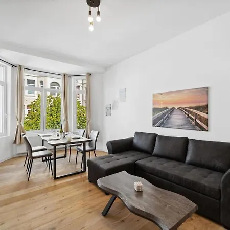 Infinity Ferienapartments Rheinstrasse Apartahotel