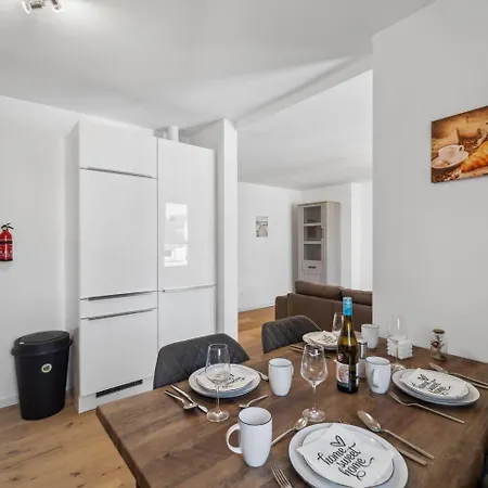 Infinity Ferienapartments Rheinstrasse Вильгельмсхафен