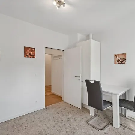 Апартаменты Infinity Ferienapartments Rheinstrasse Вильгельмсхафен
