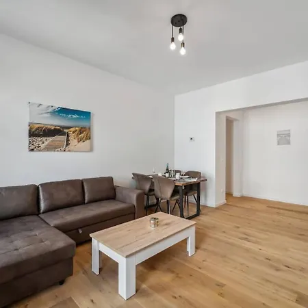 Апартаменты Infinity Ferienapartments Rheinstrasse *