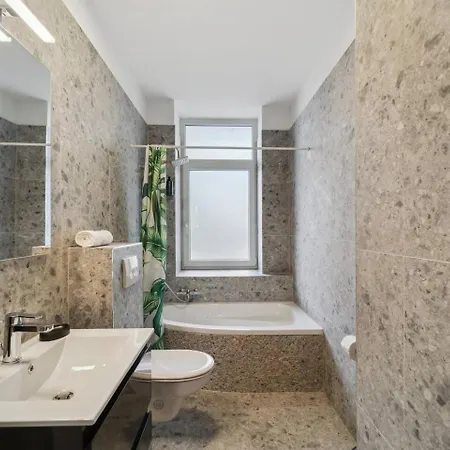 Infinity Ferienapartments Rheinstrasse Вильгельмсхафен