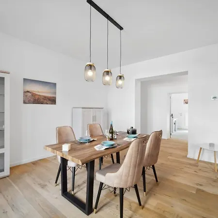 Infinity Ferienapartments Rheinstrasse * Вильгельмсхафен