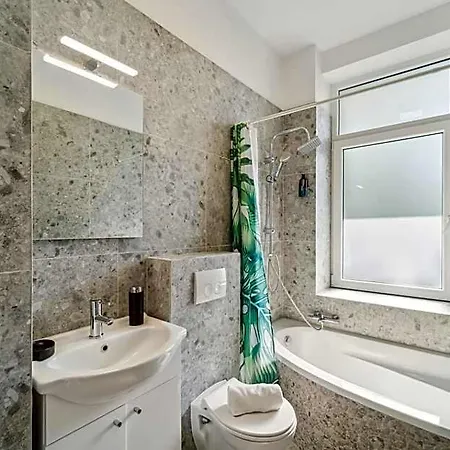 Infinity Ferienapartments Rheinstrasse Διαμέρισμα Βίλχελμσχαφεν