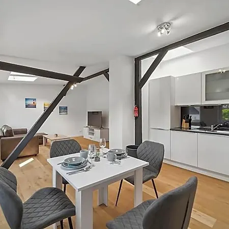 Infinity Ferienapartments Rheinstrasse