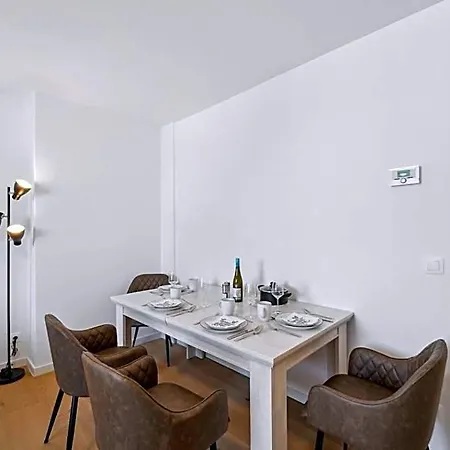 Infinity Ferienapartments Rheinstrasse